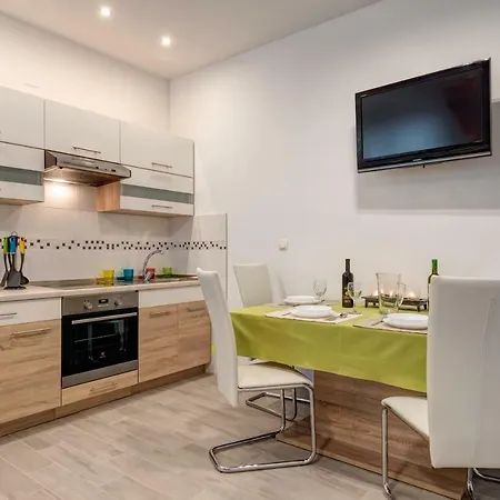 Temple Luxury 3 شقة