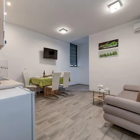 Temple Luxury 3 * سبليت